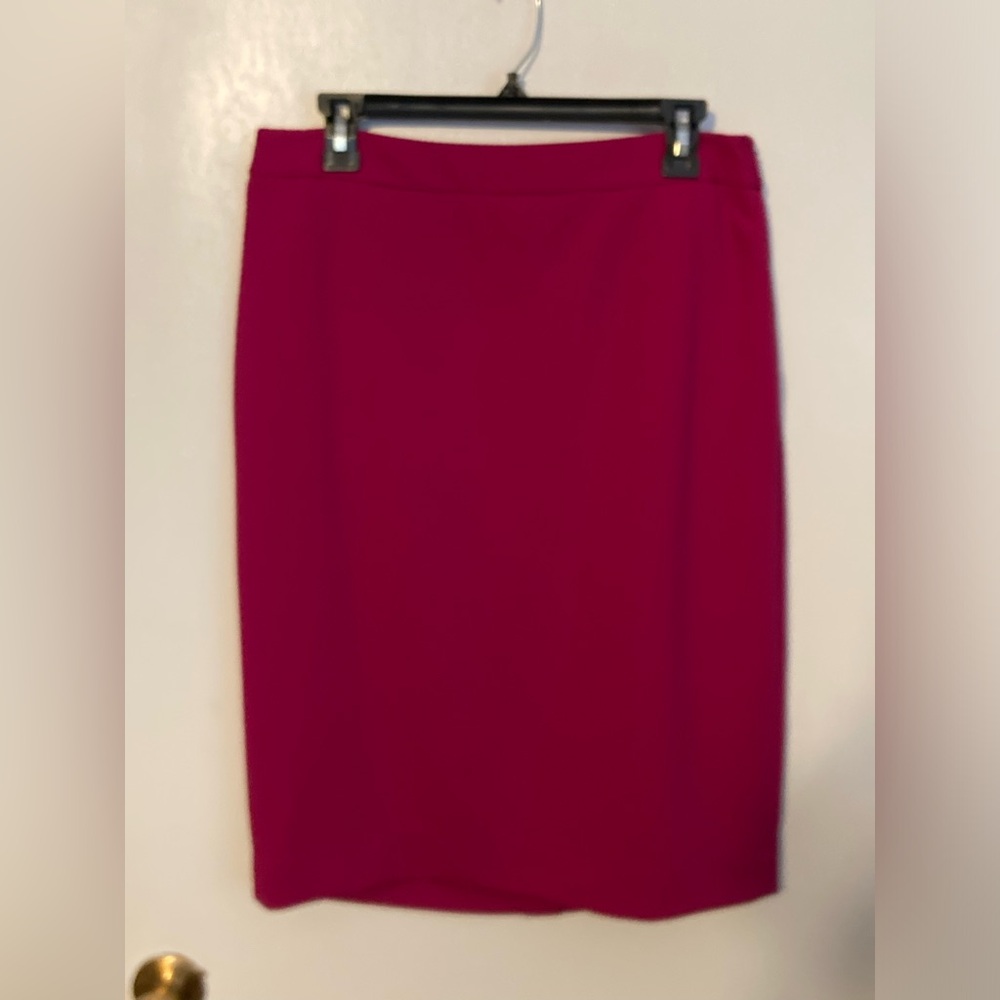 The limited tall Sz 12 skirt